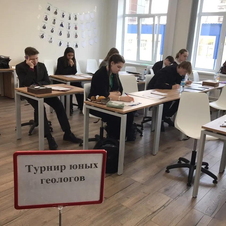 Юные геологи и краеведы: школьница из Красноуральска достойно представила город на областном конкурсе