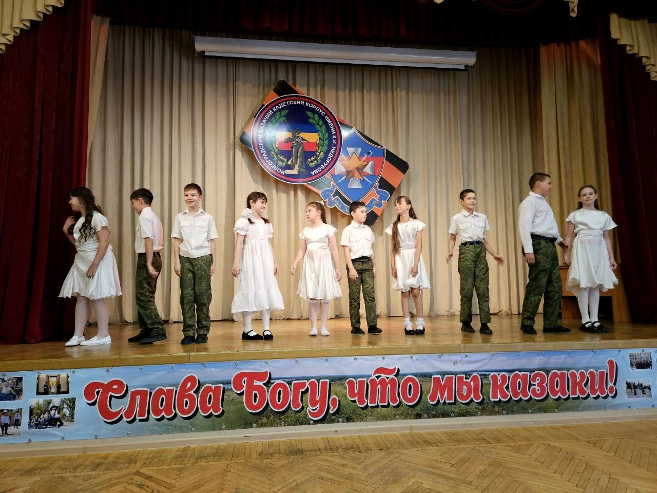 выступление выпускников