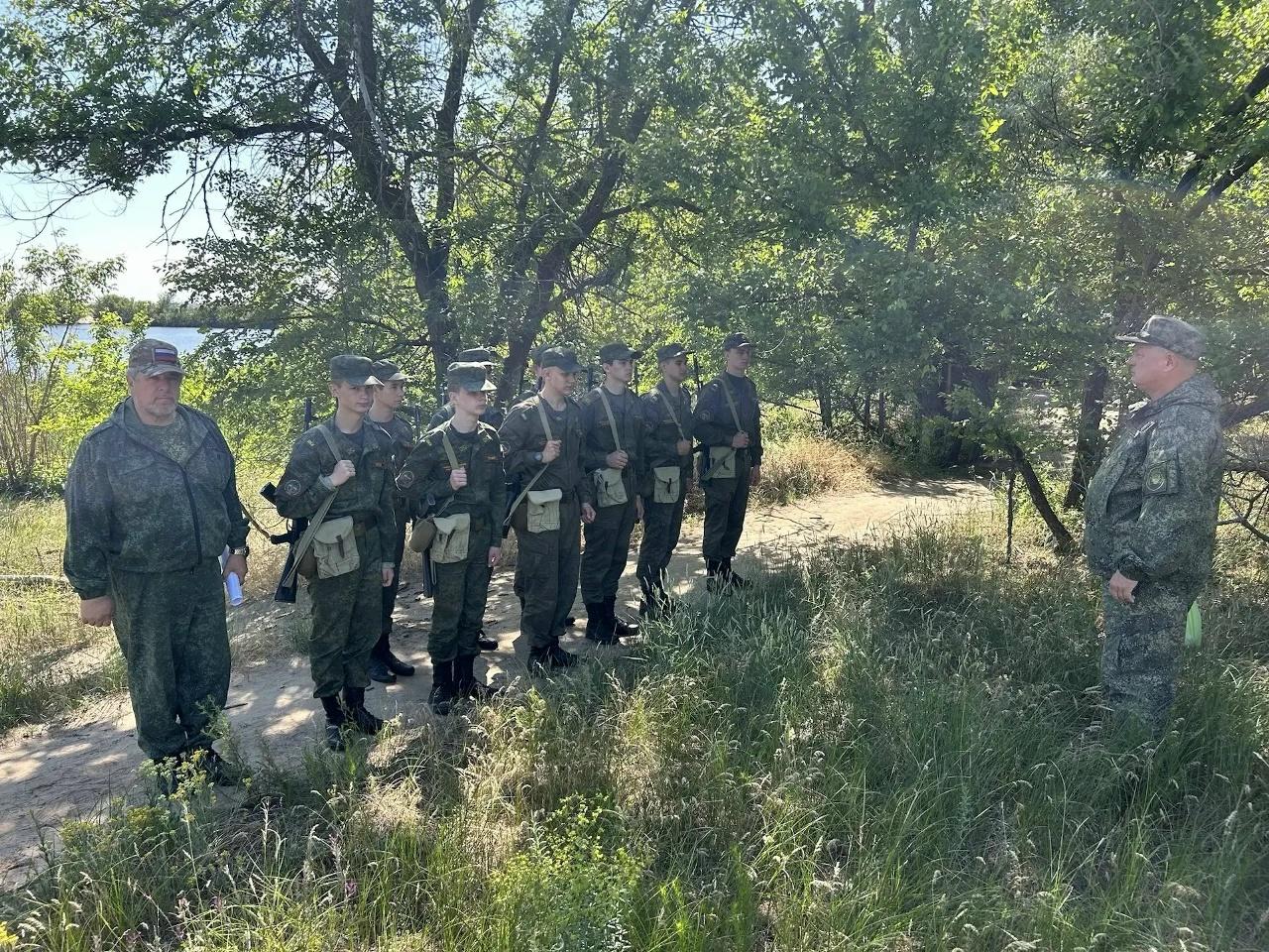 Построение кадет в полевых условиях