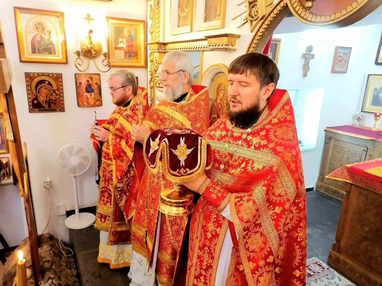 О.Илия