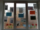 На окнах фото героев и рисунки детей В группе прошла акция, посвященная Сталинградской битве!