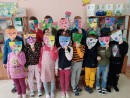 группа №11 дети 6-7 лет мастерили маски сами