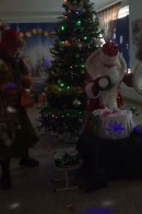 Волшебство Дед Мороз варит подарки