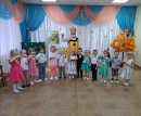 Развлечение "В гости в "Простоквашино" Исполнение песни "Осень золотая"