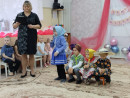 "Бабушки" на скамеечке старшая группа