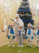Весёлый Снеговик  на Новогоднем празднике