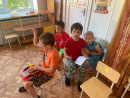 Играем в поезд .