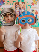 веселые космонавты день космонавтики в старшей группе