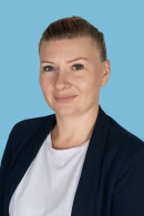 Коробкова Елена Юрьевна             Педагог - психолог
Считает, что каждый ребёнок уникален и заслуживает внимания. Любит играть с детьми и учить их новому.