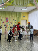 Игра "Собери весенний букет" 