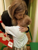 Районная акция "Берегите маму!" Воспитанники ДОУ раздают своим мамам сердечко.