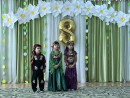 3 3