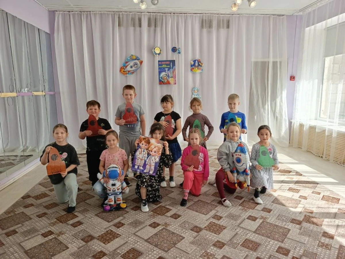 День космонавтики