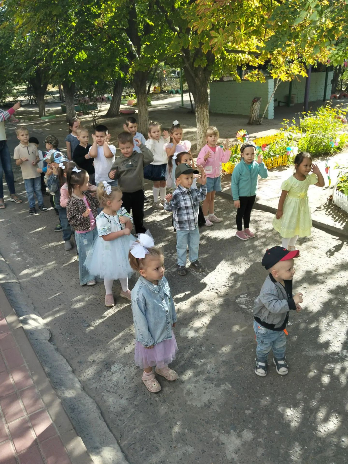 Утренняя зарядка 1 Сентября
