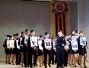 Хор кадетов МОУ СШ № 125 Хор кадетов МОУ СШ № 125 на праздничном концерте исполнил песню "Бессмертный полк"
