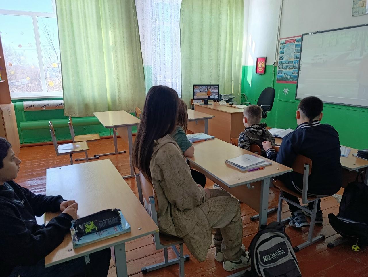 Фото обучающихся: инструктажи по правилам поведения в гололед