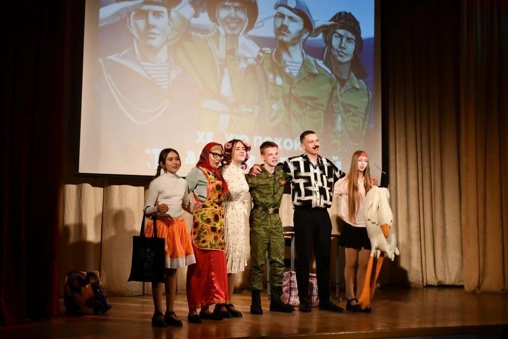 Выступление театрального кружка Корпуса