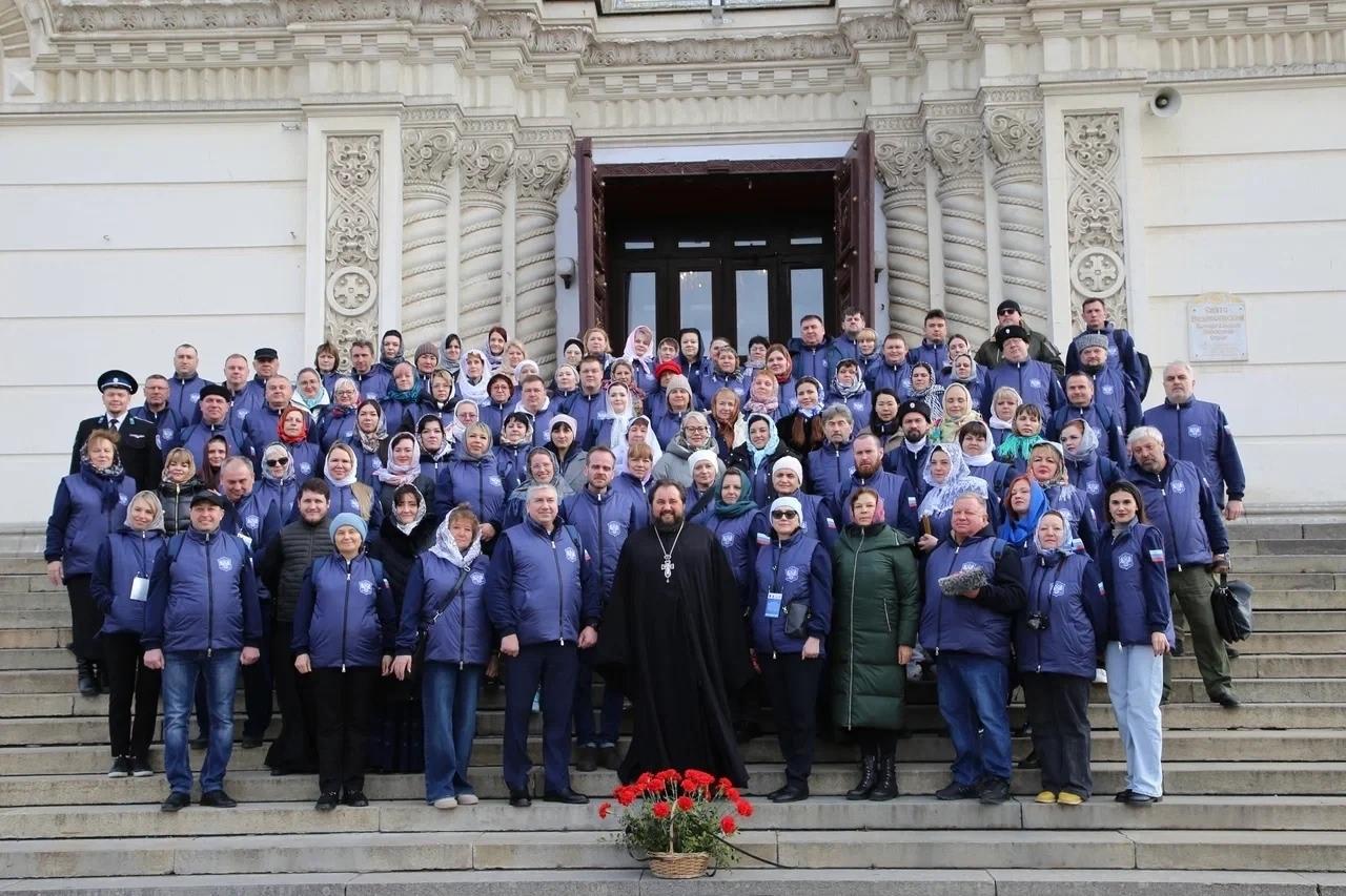 Общее фото  участников Форума у  Патриаршего  Вознесенского войскового всеказачьеего собора