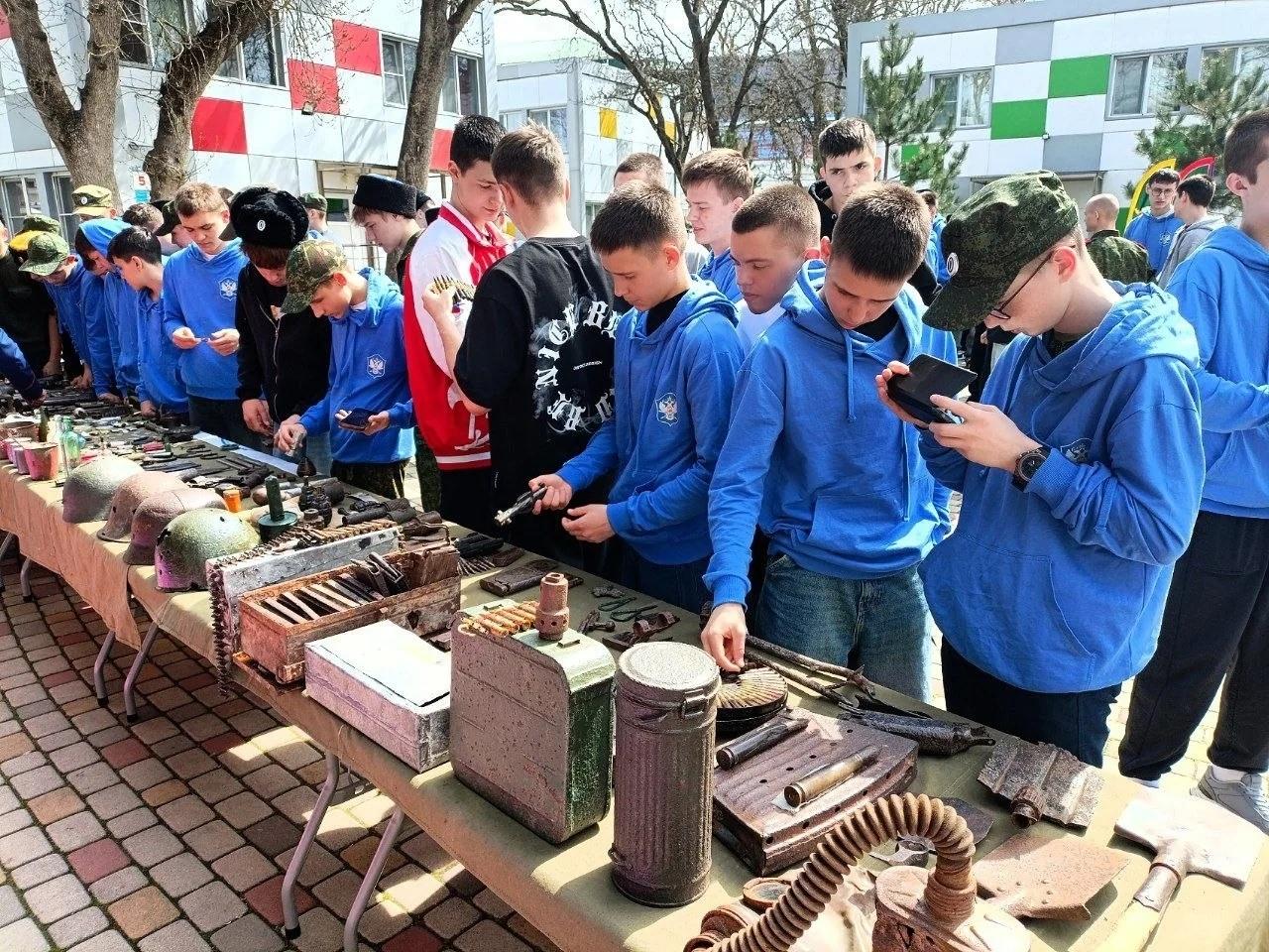 Экспозиция и участники форума