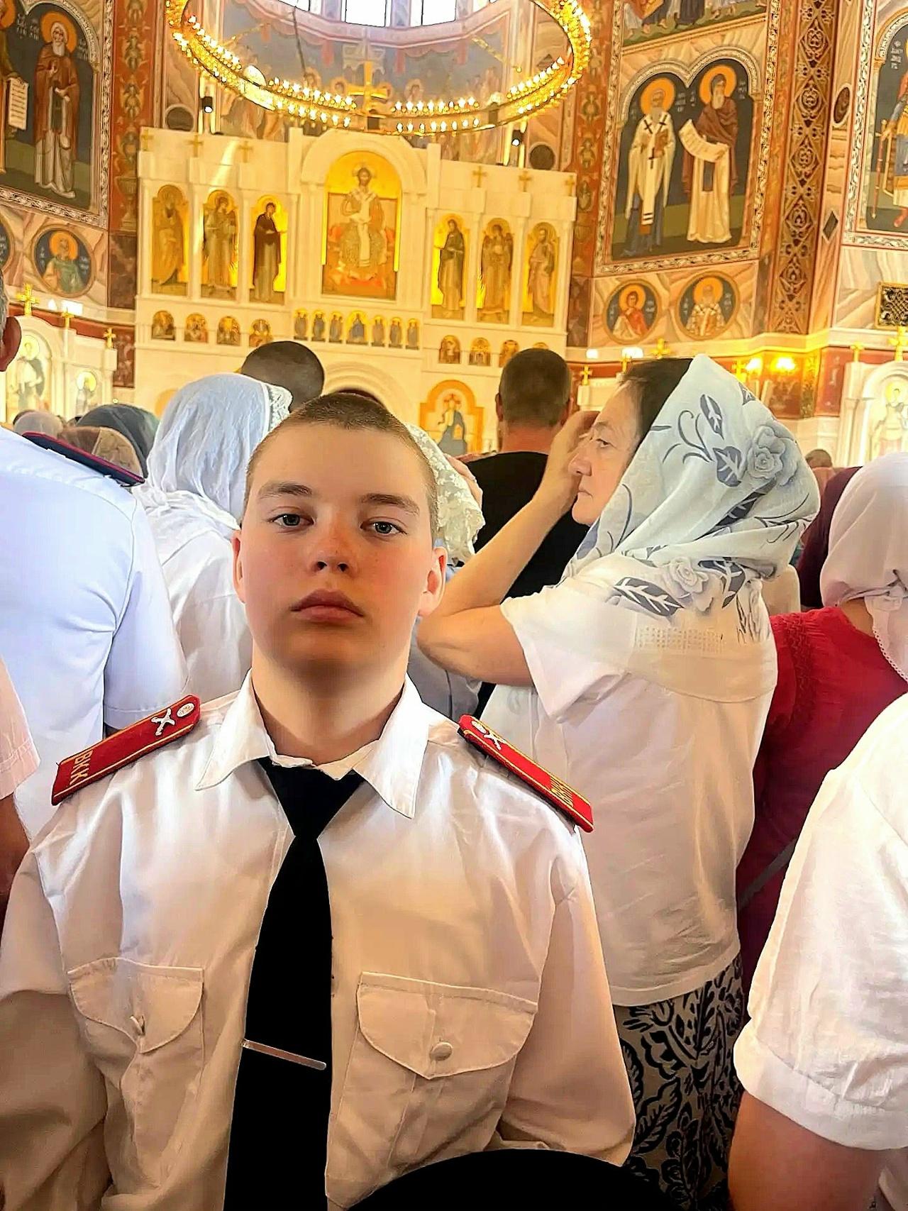 кадет в храме