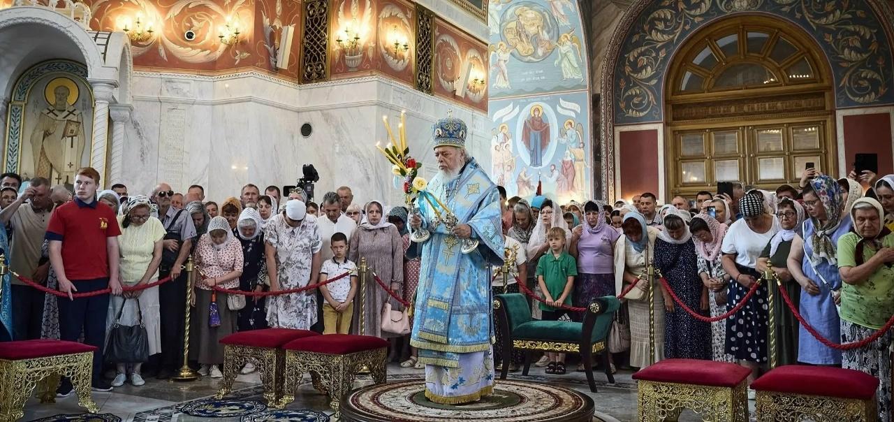 Служба в Храме