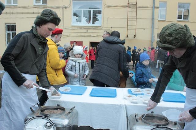 Солдатская каша в москве